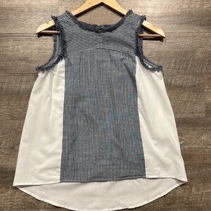Doe & Rae white/blue chambray stripe hi/low tank raw fringe edges size small